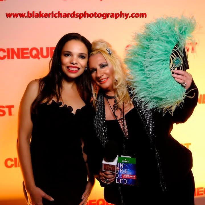 cme0073's tweet photo. @Cinequest with Actress Thais Sobreira 📸 @blakefineart.                   👜 @ JeannetteAndSlade Exclusive Brand https://t.co/y1mVMblaJo
