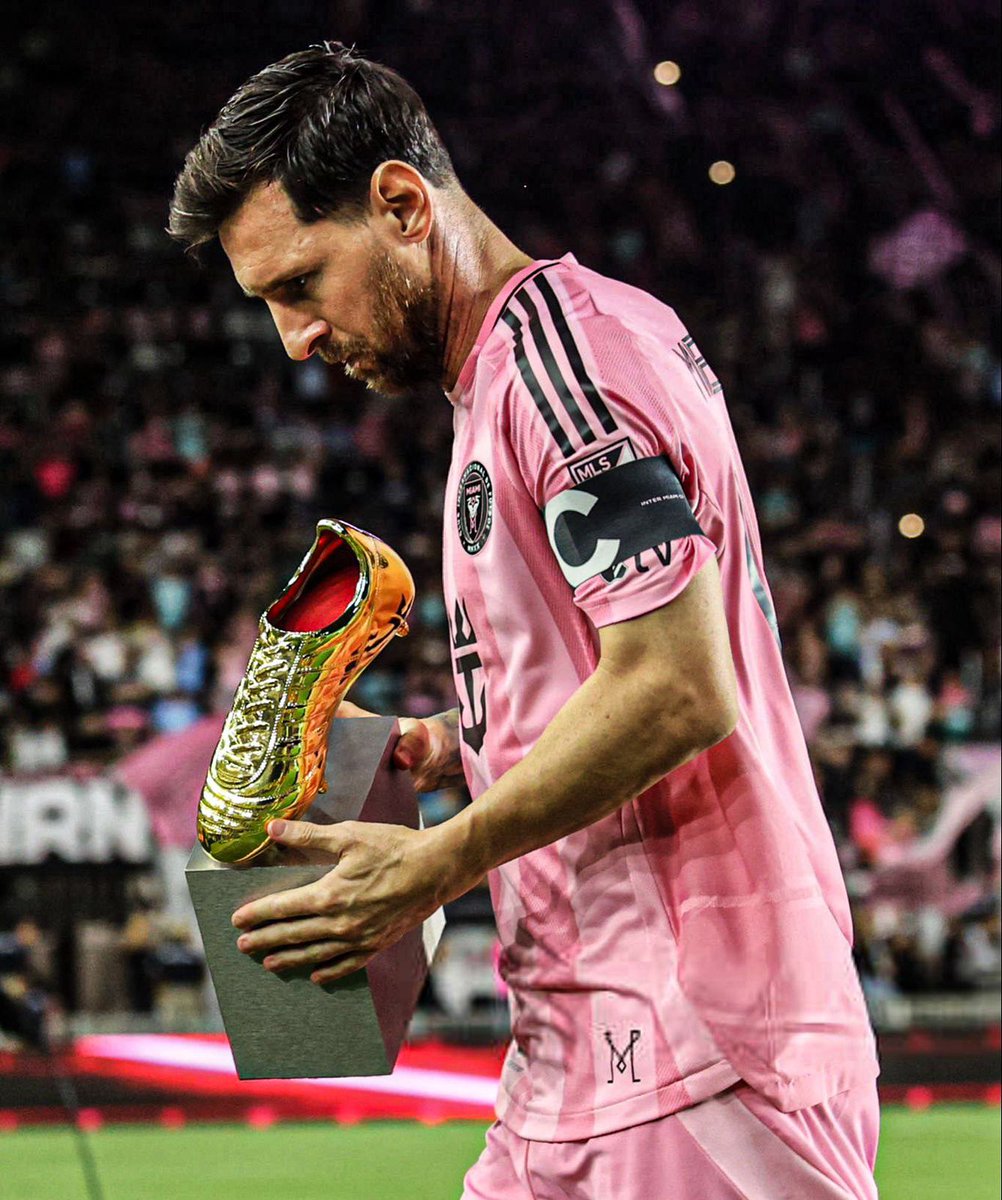 Monsef Cruyff tweet media