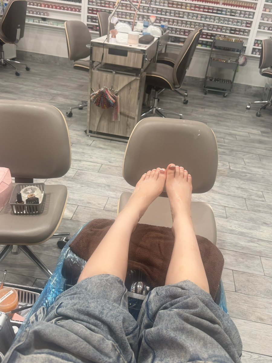 strawbarizz tweet media