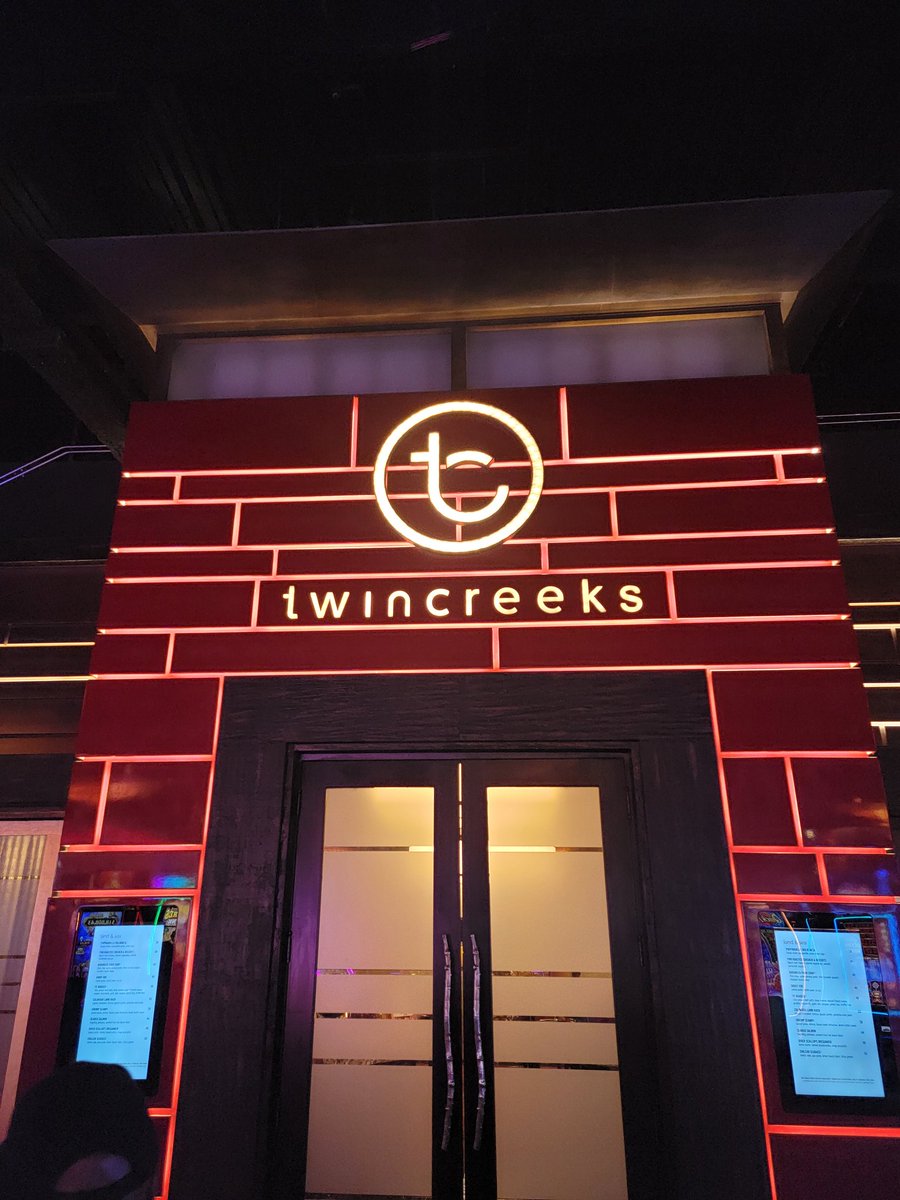 Pennys2Vegas tweet media