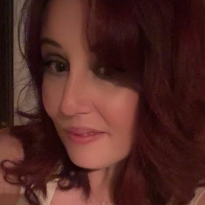 Laura tweet media