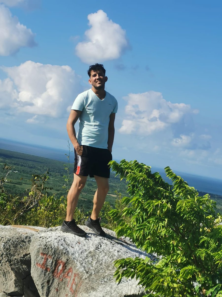 Ry_Rv85's tweet photo. La isla de las cotorras 🦜🇨🇺🏝️🌞 https://t.co/kuiLKqVzeU