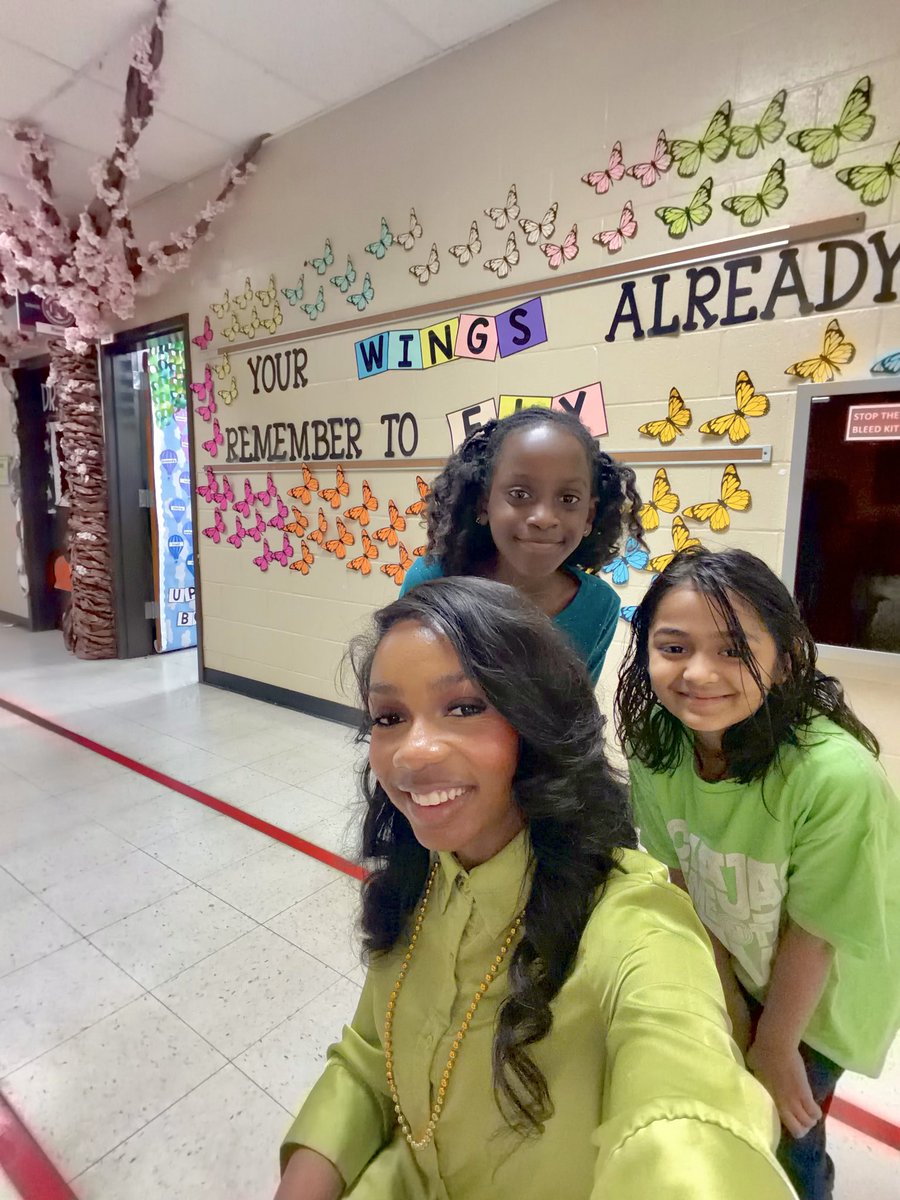 Jasmine Randall tweet media