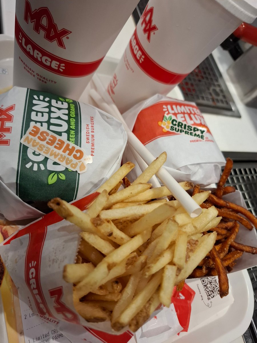 Snegge 🏳️‍🌈🇵🇸 tweet media