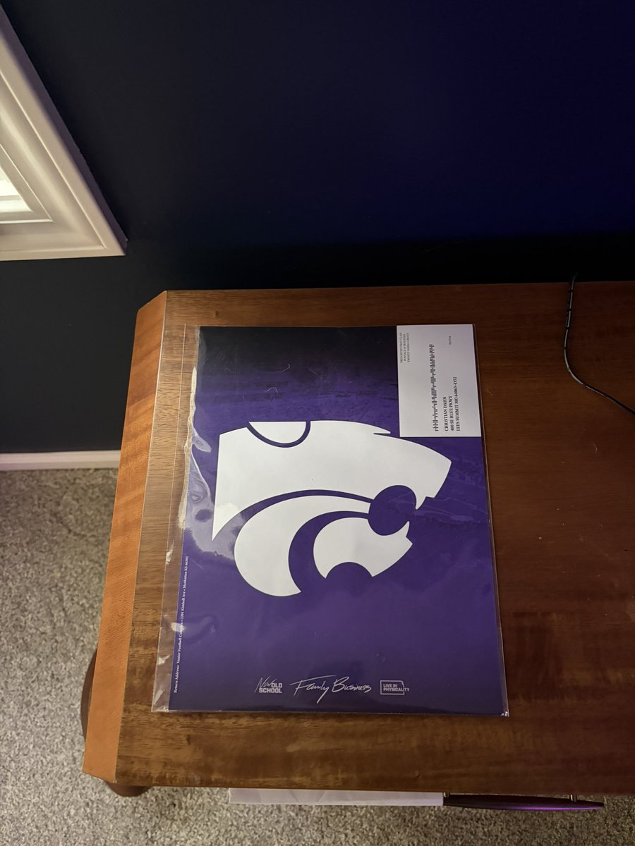 chrisitan_11's tweet photo. Thank you for the mail @KStateFB @recruitLSFB https://t.co/1YJCyinHNx