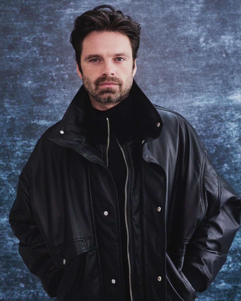 Sebastian Stan Brasil tweet media