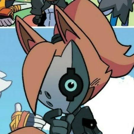 someone who loves whisper tweet media