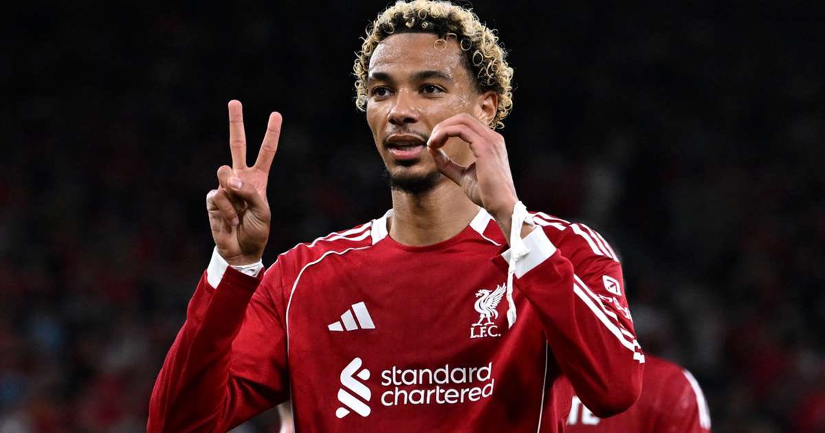psgcommunity_'s tweet photo. 🚨Hugo Ekitike 🇫🇷 :

« 𝗟𝗘 𝗣𝗦𝗚 𝗥𝗘𝗦𝗧𝗘 𝗨𝗡 𝗖𝗟𝗨𝗕 𝗤𝗨𝗘 𝗝’𝗔𝗜𝗠𝗘 » 🥹❤️

(C+) https://t.co/GGwE5Rb3Gj
