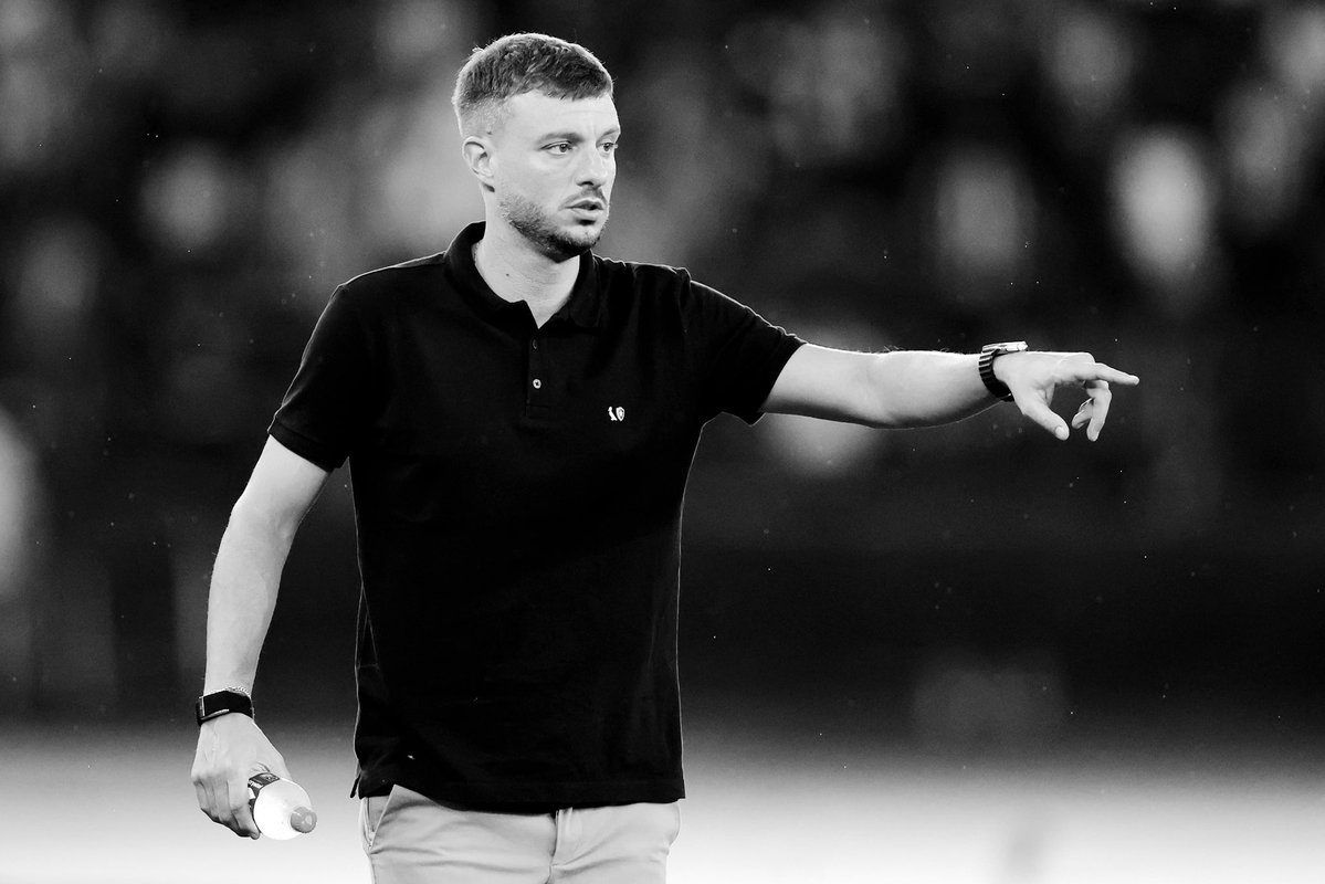 Estrela Solitária tweet media