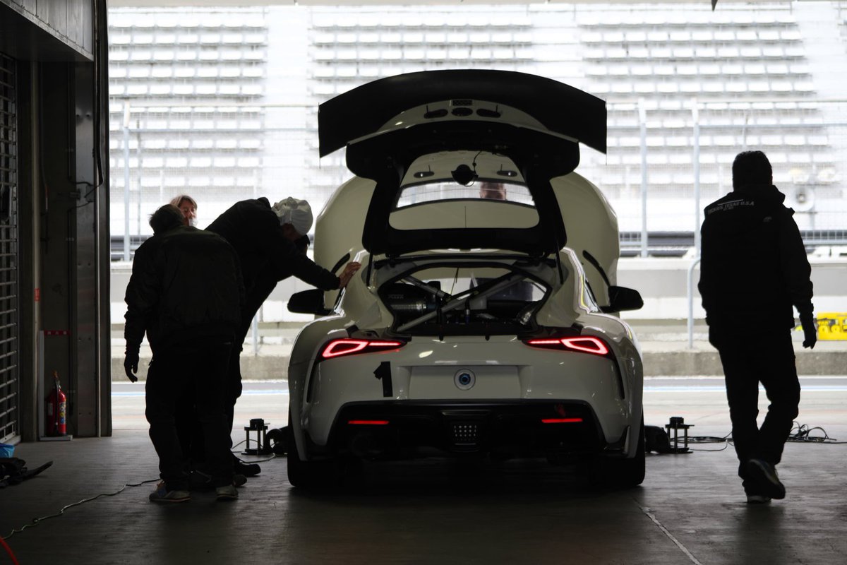 E-NEEDS RACING tweet media