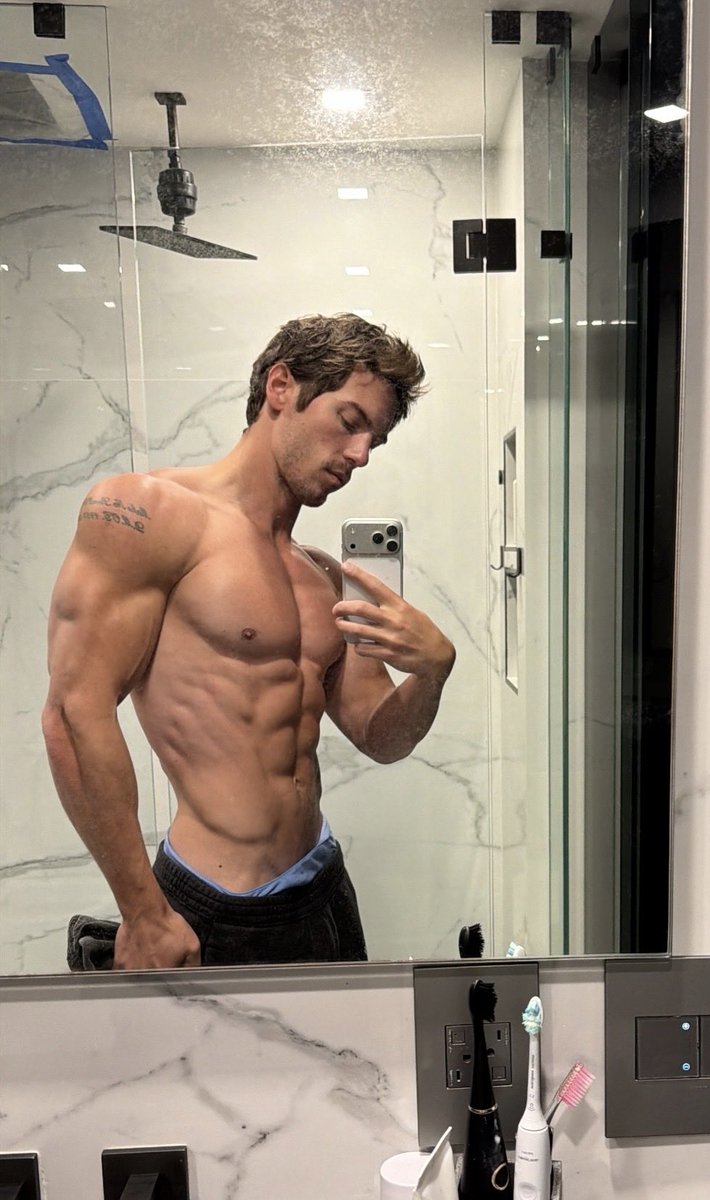 Greg O'Gallagher tweet media