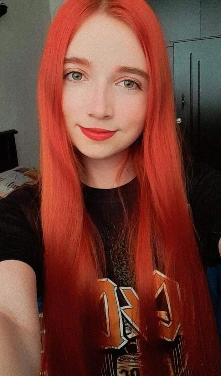 Miyu 🦇 tweet media