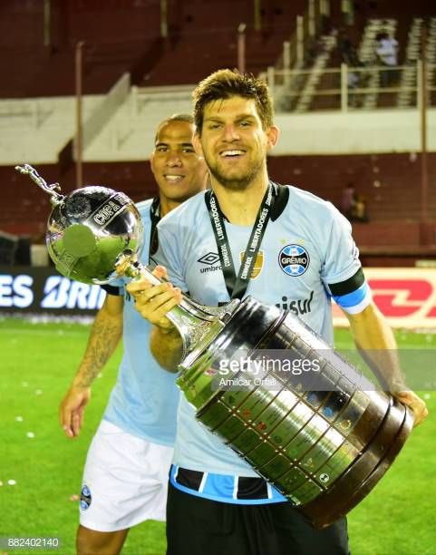 valenton tweet media