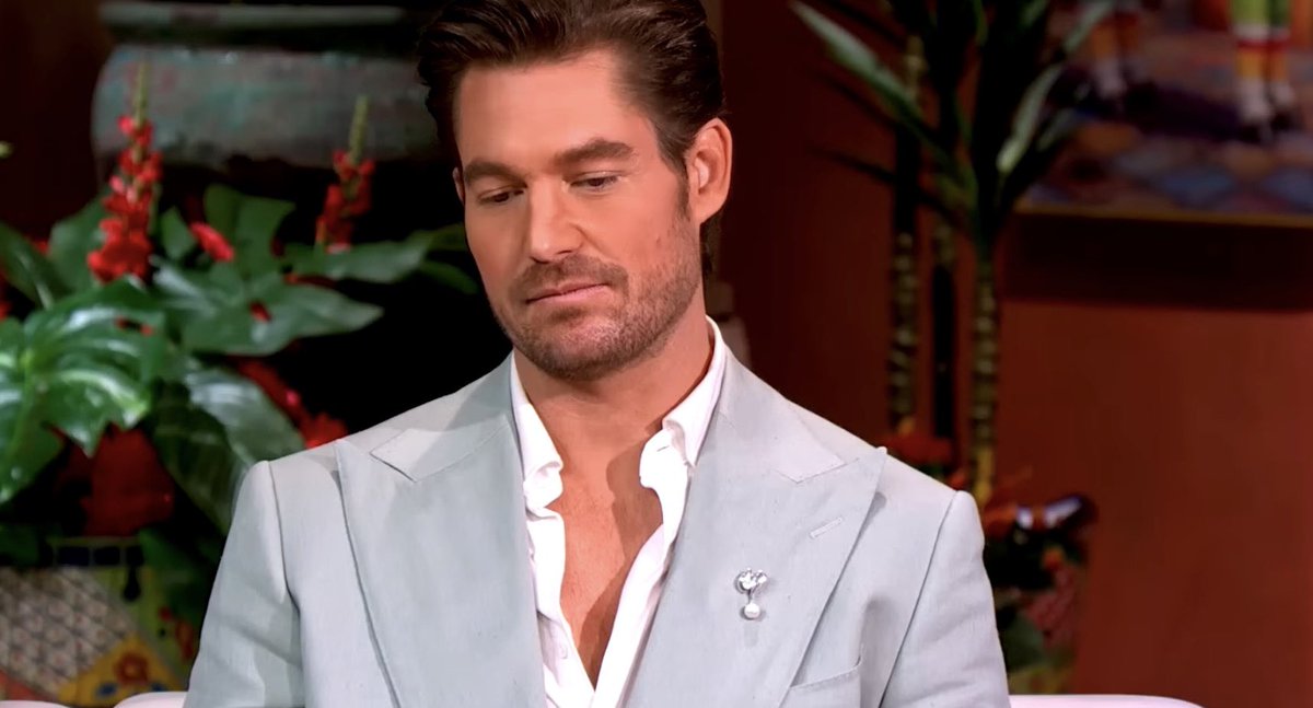 Dustin Cone tweet media