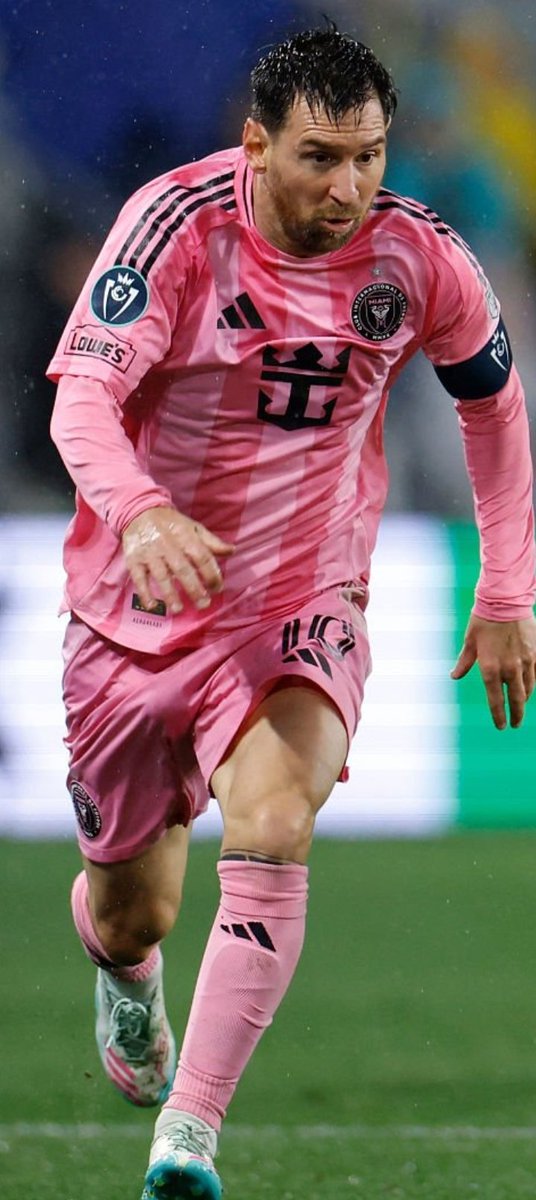 VIRALES DE FAMOSO 🍥 tweet media