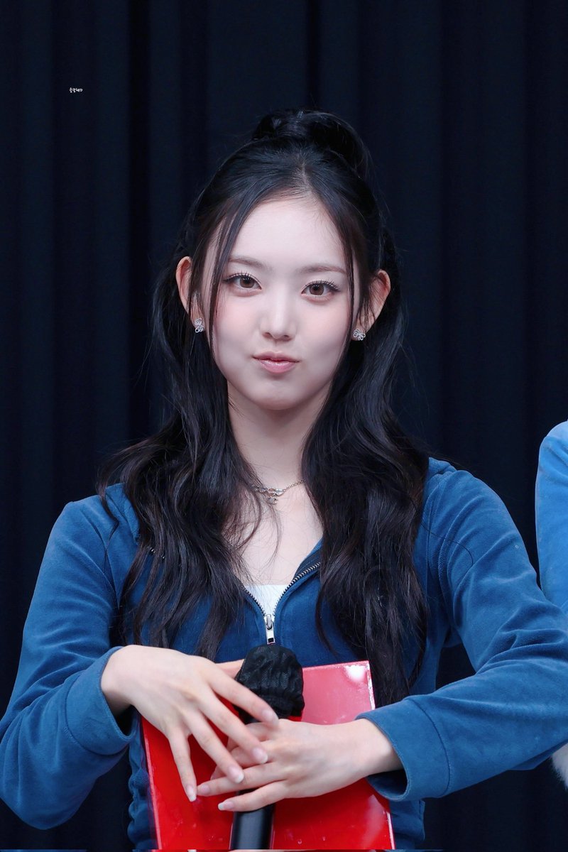 솔랑해ᡣ𐭩 tweet media