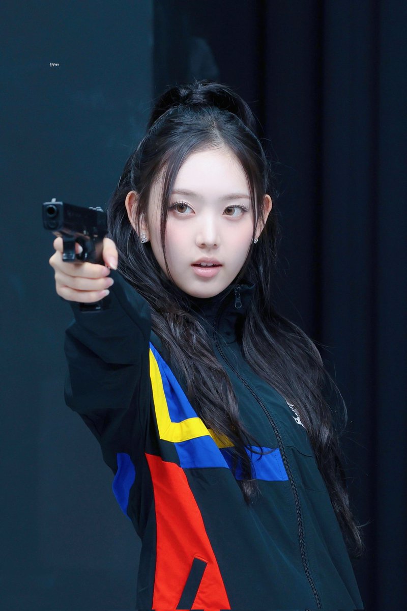 솔랑해ᡣ𐭩 tweet media