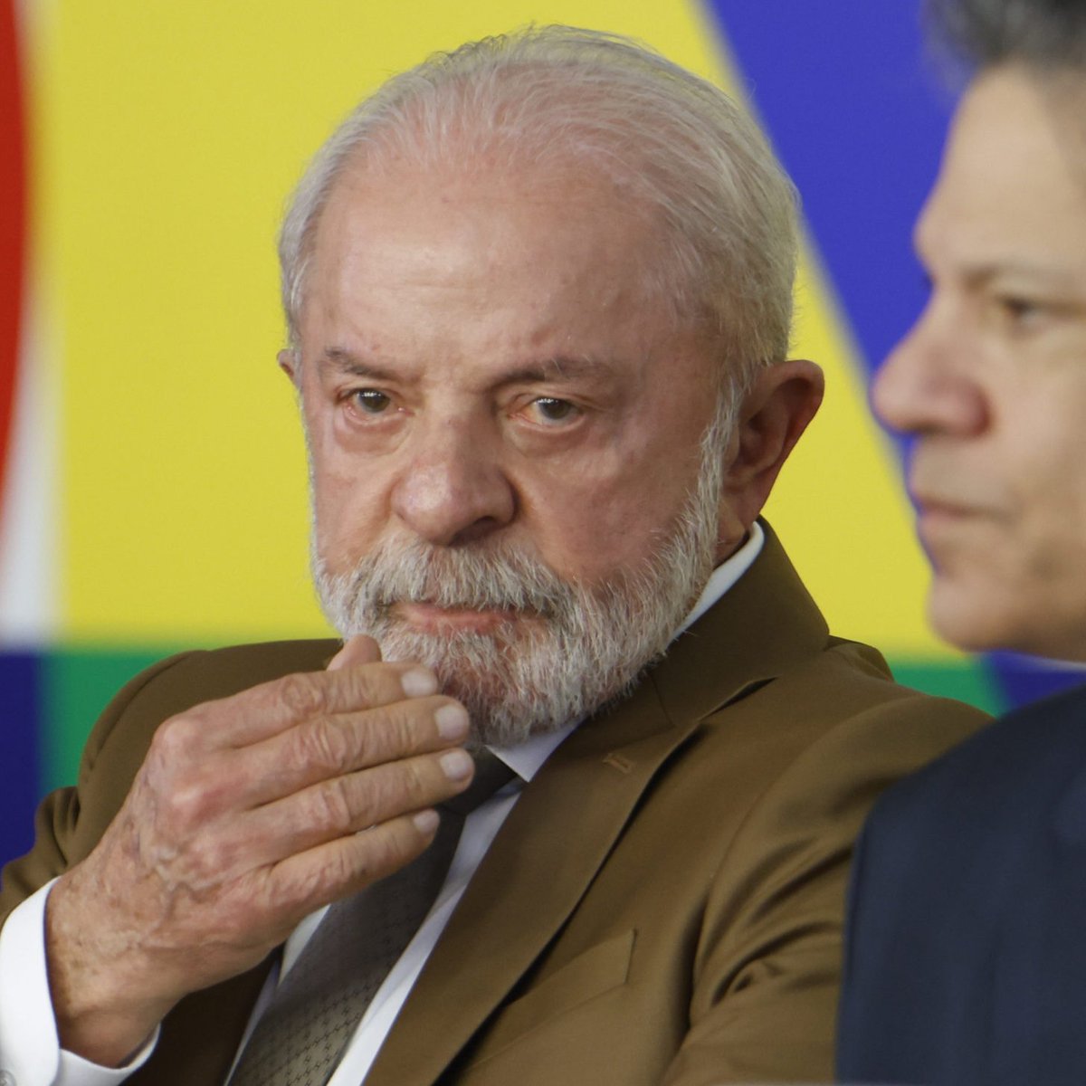 République tweet media