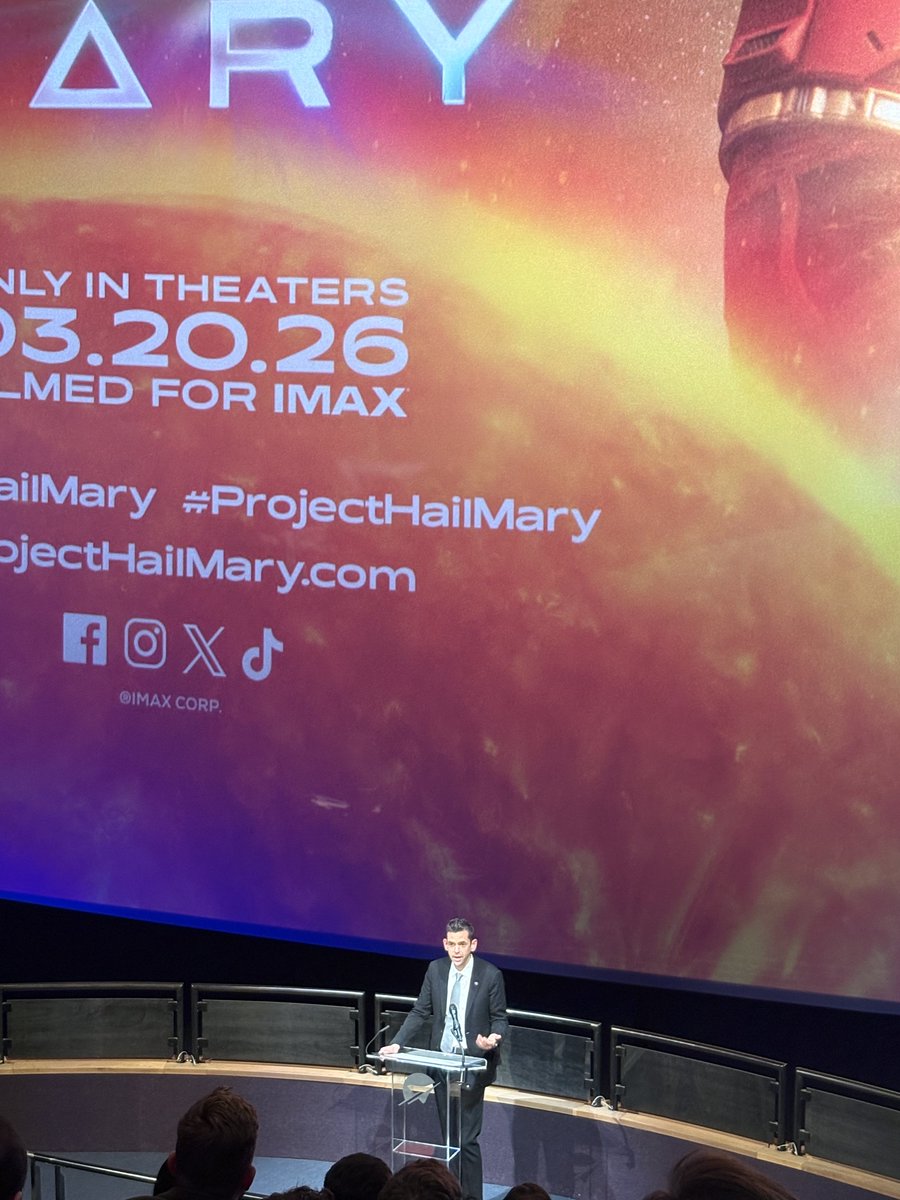 Christian Davenport tweet media