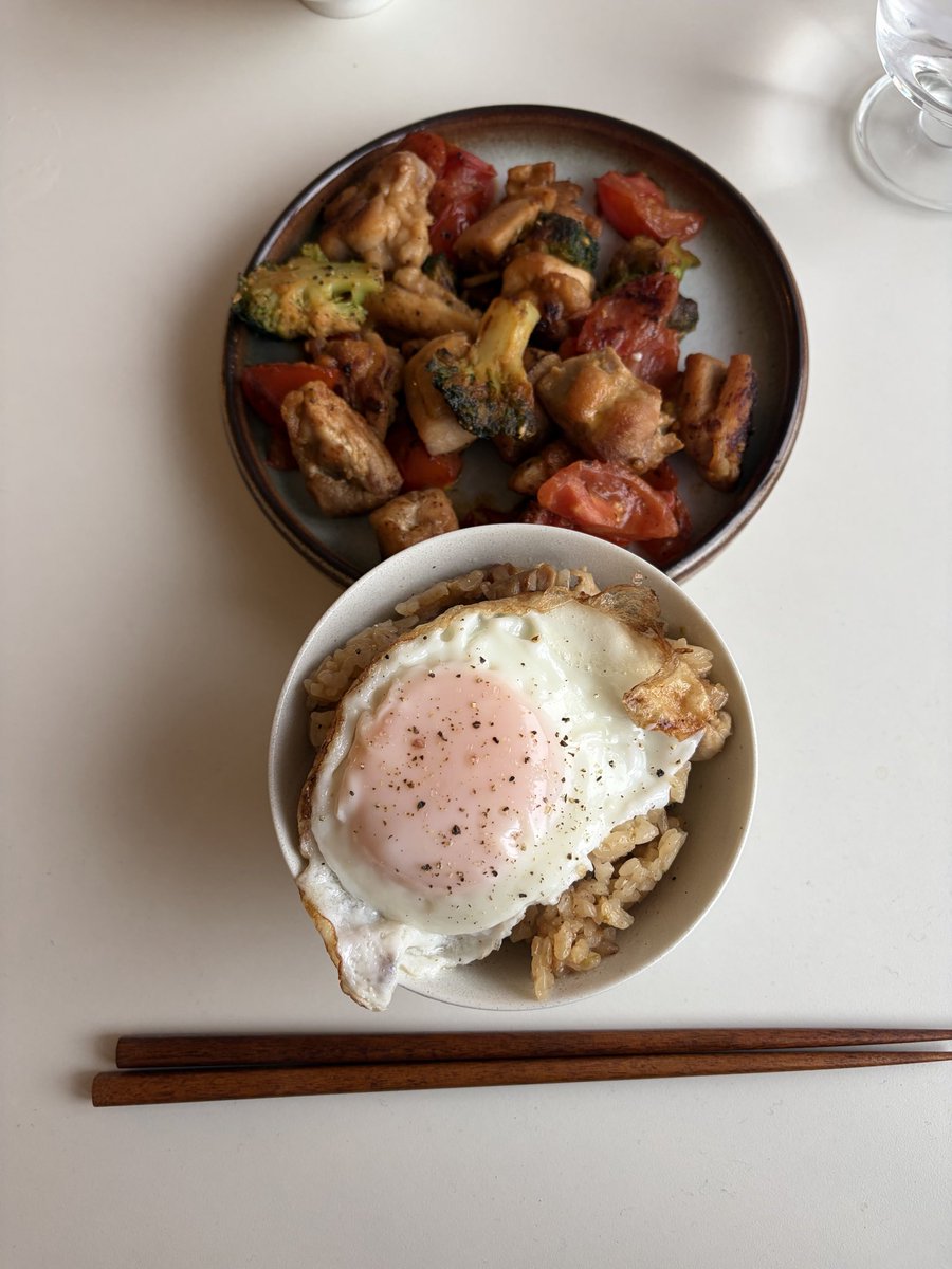 最近は休みの日の次の日の朝は走って健康的なご飯作るのにハマっておる
