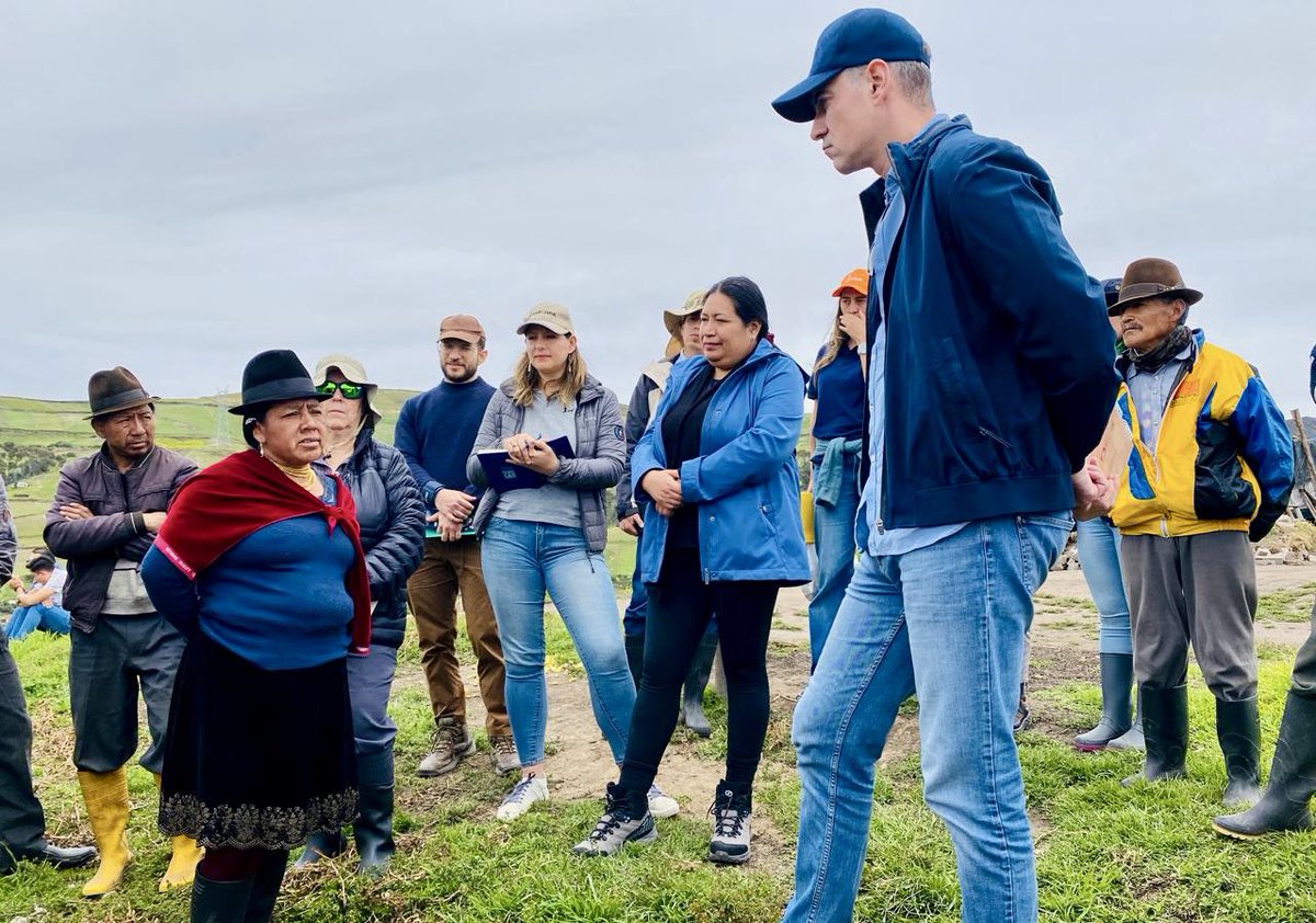 AgriculturaEc's tweet image. #Cotopaxi | Realizamos un recorrido territorial junto a la misión del @IFADespanol y productores de las juntas de riego Jatun Juigua Yacubamba, La Merced Potrerillo, Pucará Cruz Pamba y San Cristóbal, del cantón #Pujilí, con el objetivo de identificar oportunidades de