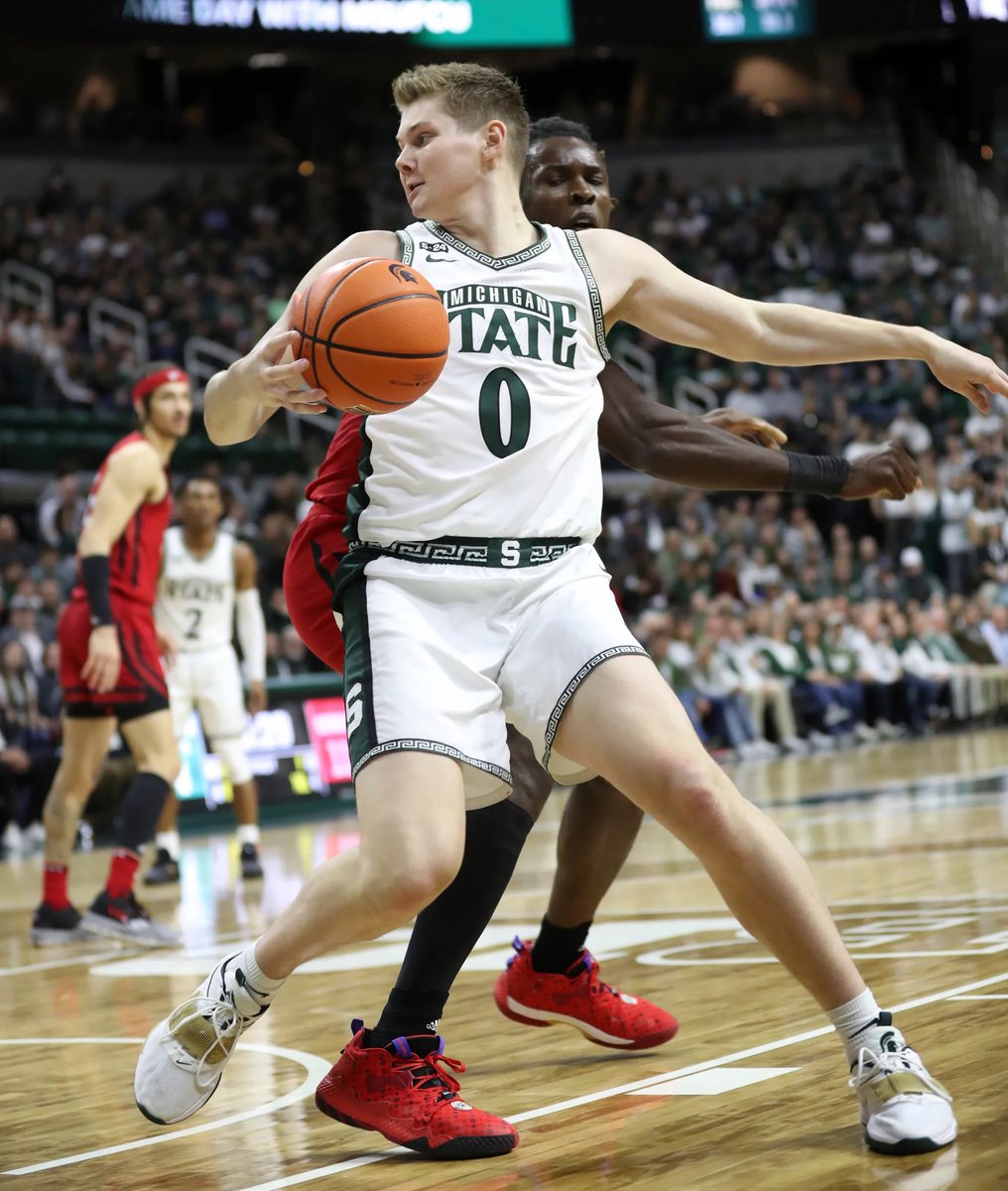 MSU Uniforms tweet media