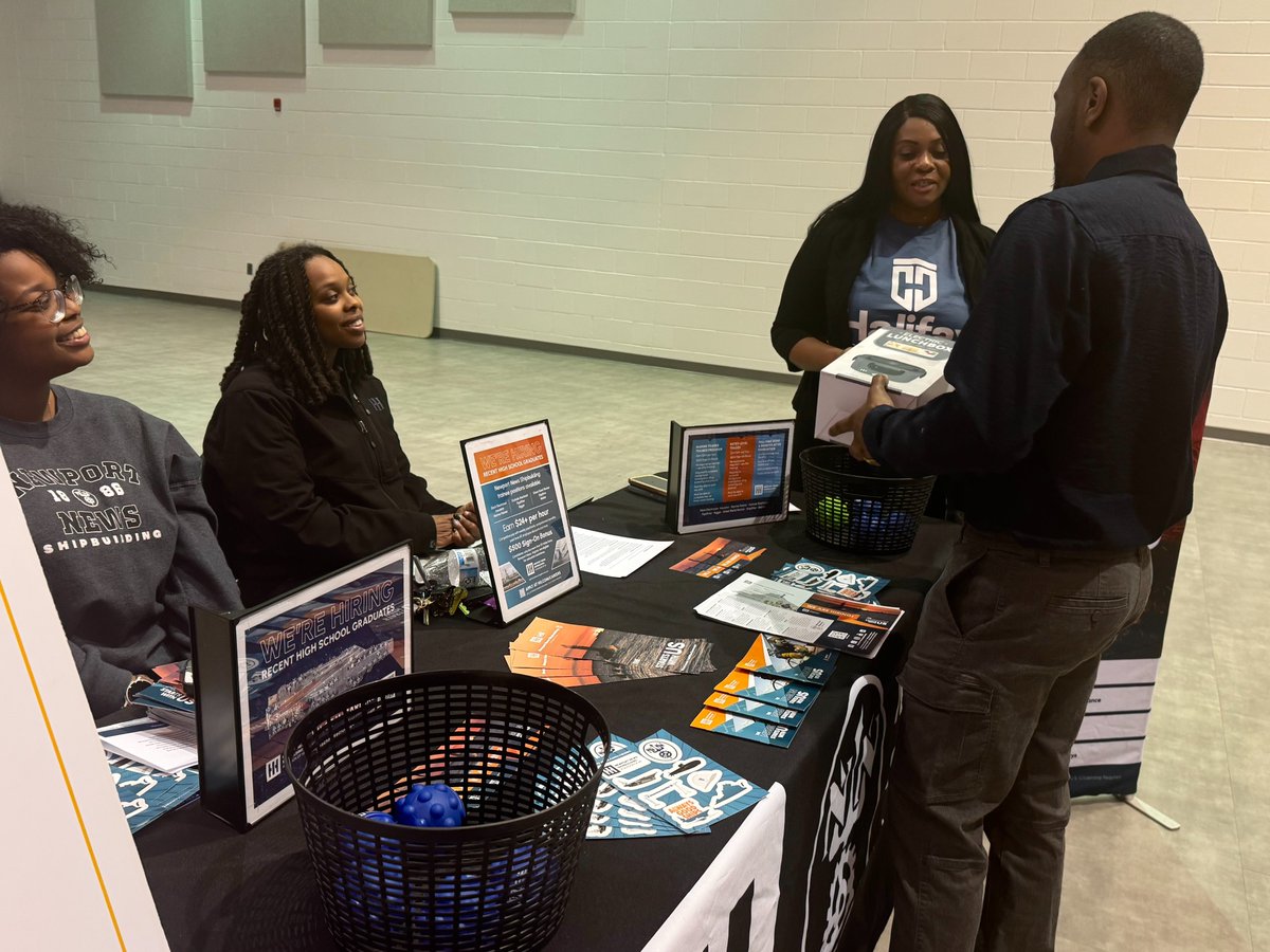 Congressman Don Davis tweet media