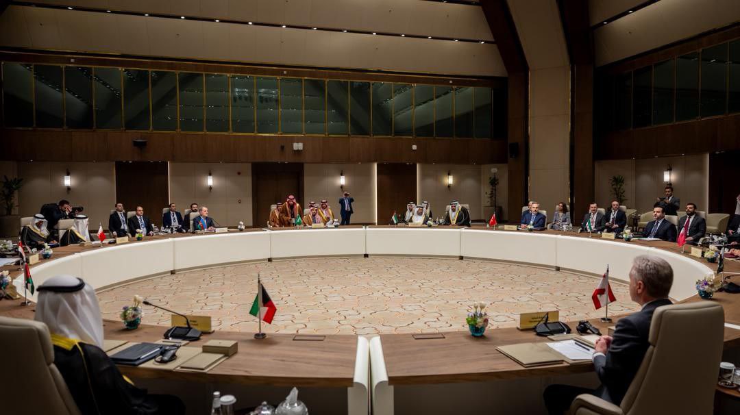 QUSAY_NOOR_'s tweet image. Minister of Foreign Affairs and Expatriates Asaad Hassan Al-Shibani is participating in the consultative ministerial meeting of the foreign ministers of several #Arab and #Islamic countries, held in the #Saudi capital, #Riyadh.
