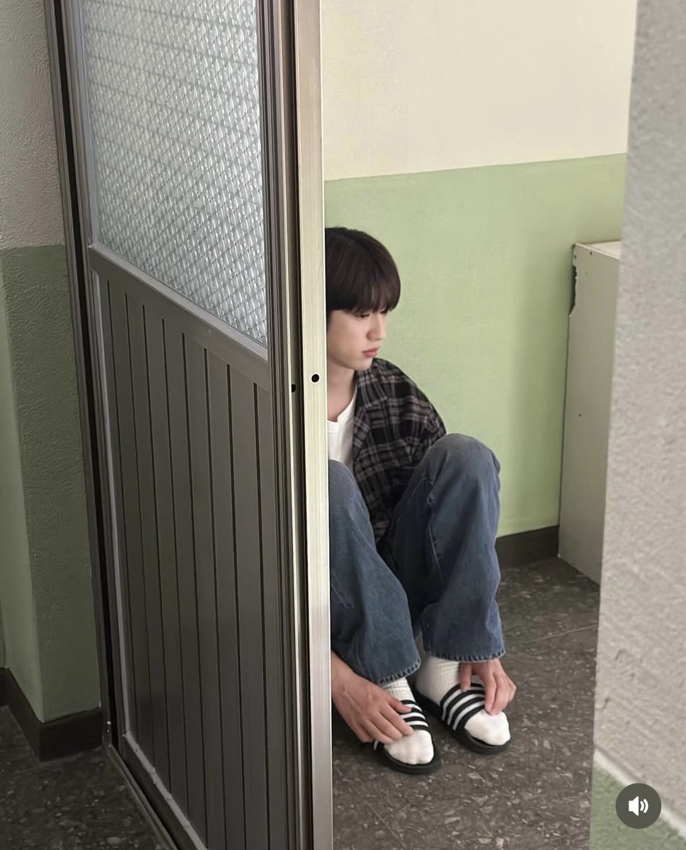 อ่านแว่บๆ  มินิอัลบั้มมจินยอง
มีช่วงเดือน พ.ค.
ซีรี่ส์ใหม่ก็จะถ่าย
คัมก็จะคัม เอาล่ะ  😅😅
เกียมปั่นวิว เกียมตัง

#Jinyoung