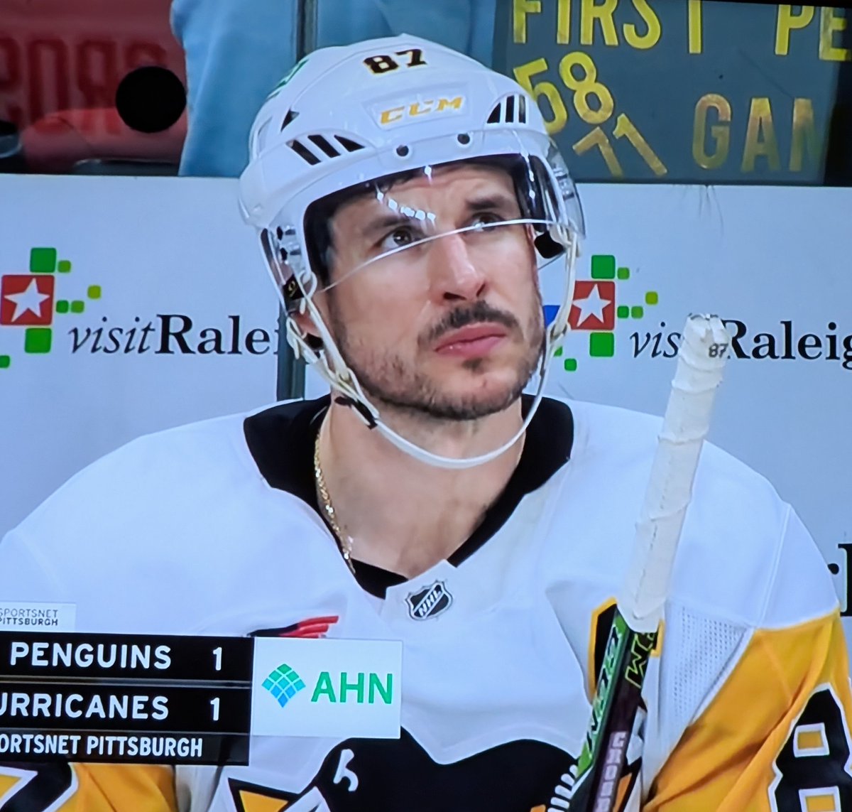 kennedy 🐧 tweet media