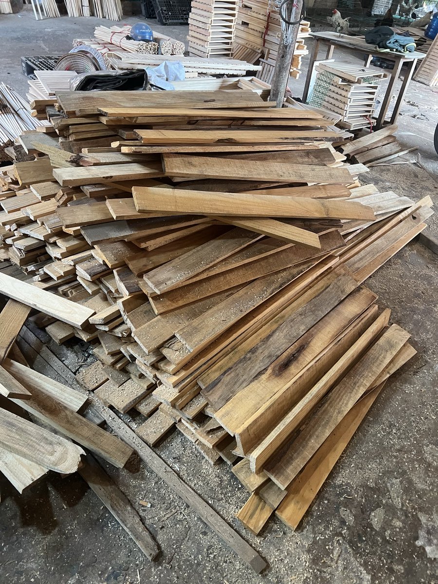 Ducgo2023's tweet photo. Thông mỹ dày 1.9p mặt 80p dài 1m-1.1m . Gỗ đã sấy chỉ 13k/thanh
Zalo : 0949333795 Đức Gỗ
Biên Hoà - Đồng Nai
#gothongmy https://t.co/ZZaGxOR6ow