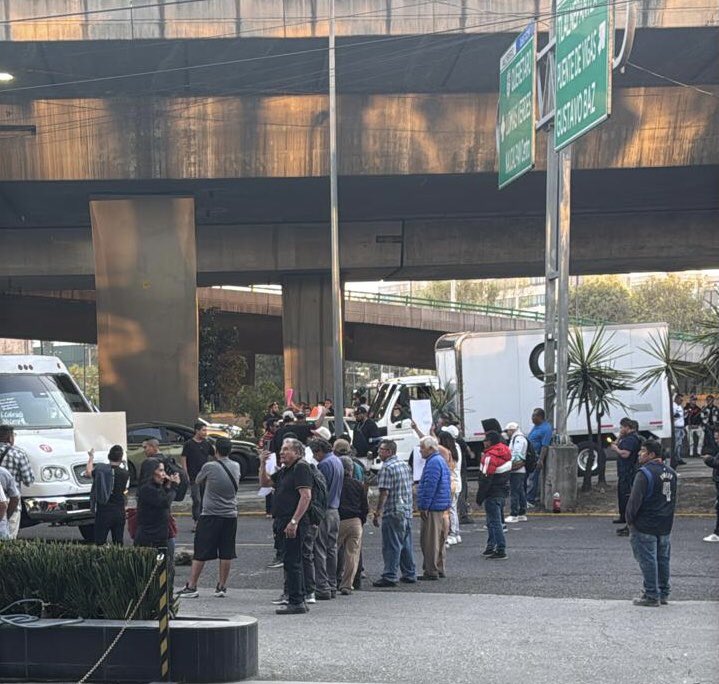 Red Vial tweet media