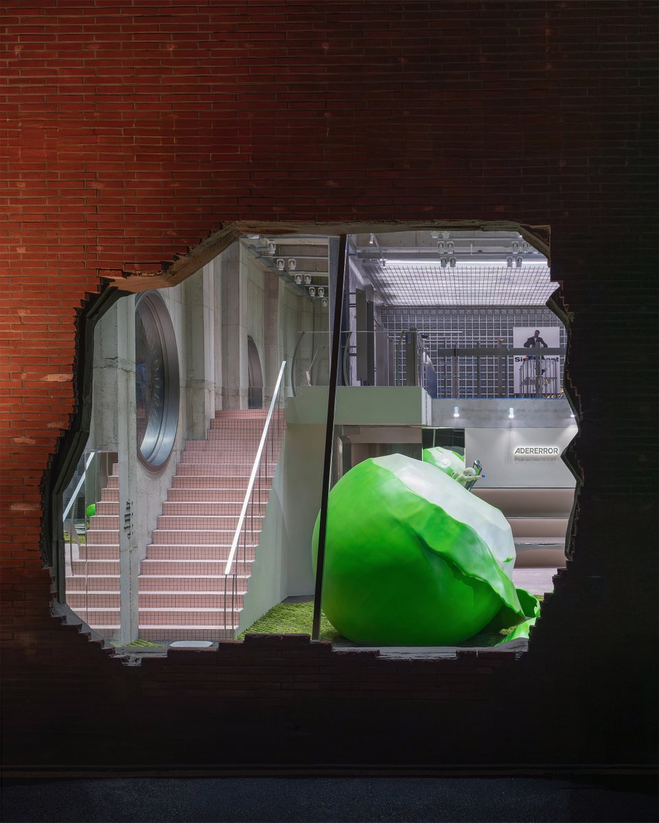 _adererror's tweet image. 아더에러 신사 스페이스의 새로운 팝업 존에서 26SS 컬렉션과 함께 새로운 공간을 경험해보세요.

아더에러 신사 스페이스 
📍서울특별시 강남구 도산대로 11길 31

#ADERERROR #아더에러