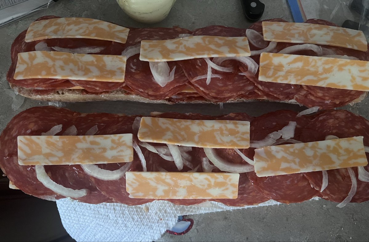 Fʉͫcͧкͭιͪηͣ Holli Would tweet media