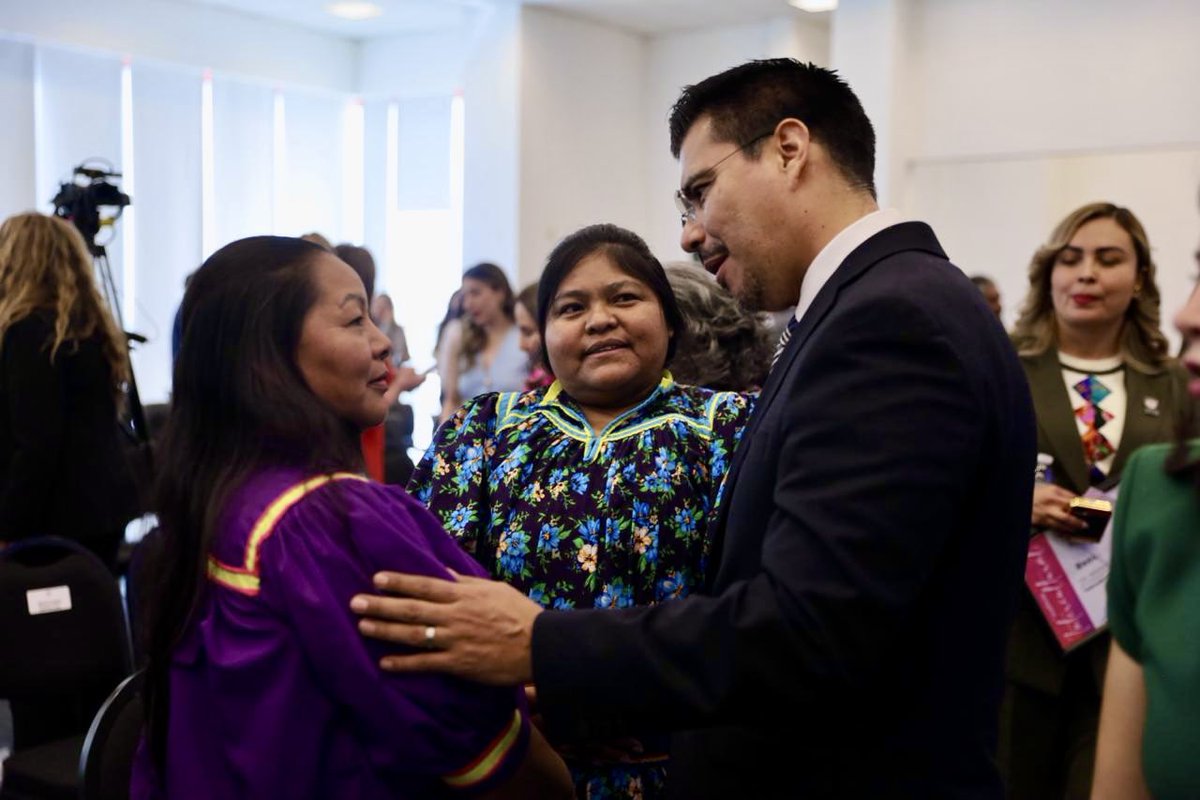 TEEChihuahua tweet media