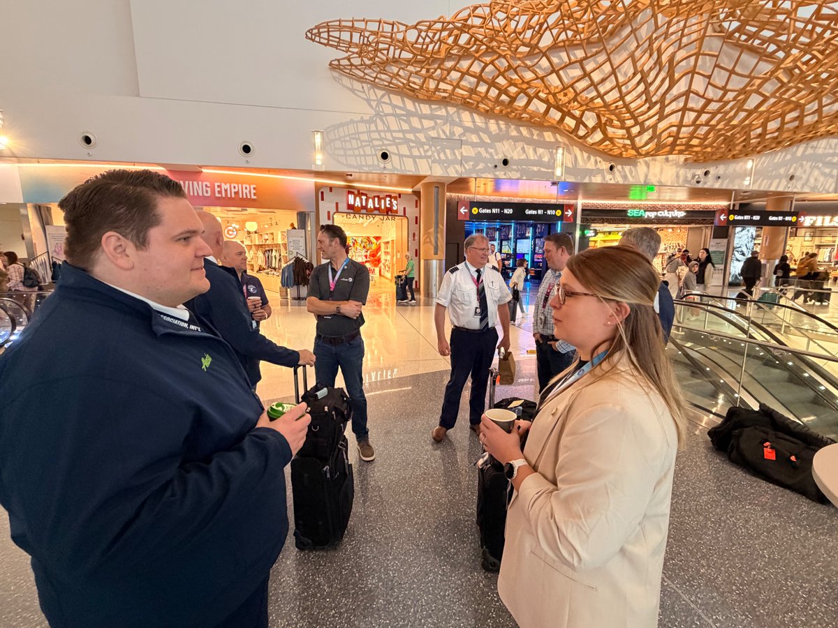 Alaska Airlines Pilots tweet media