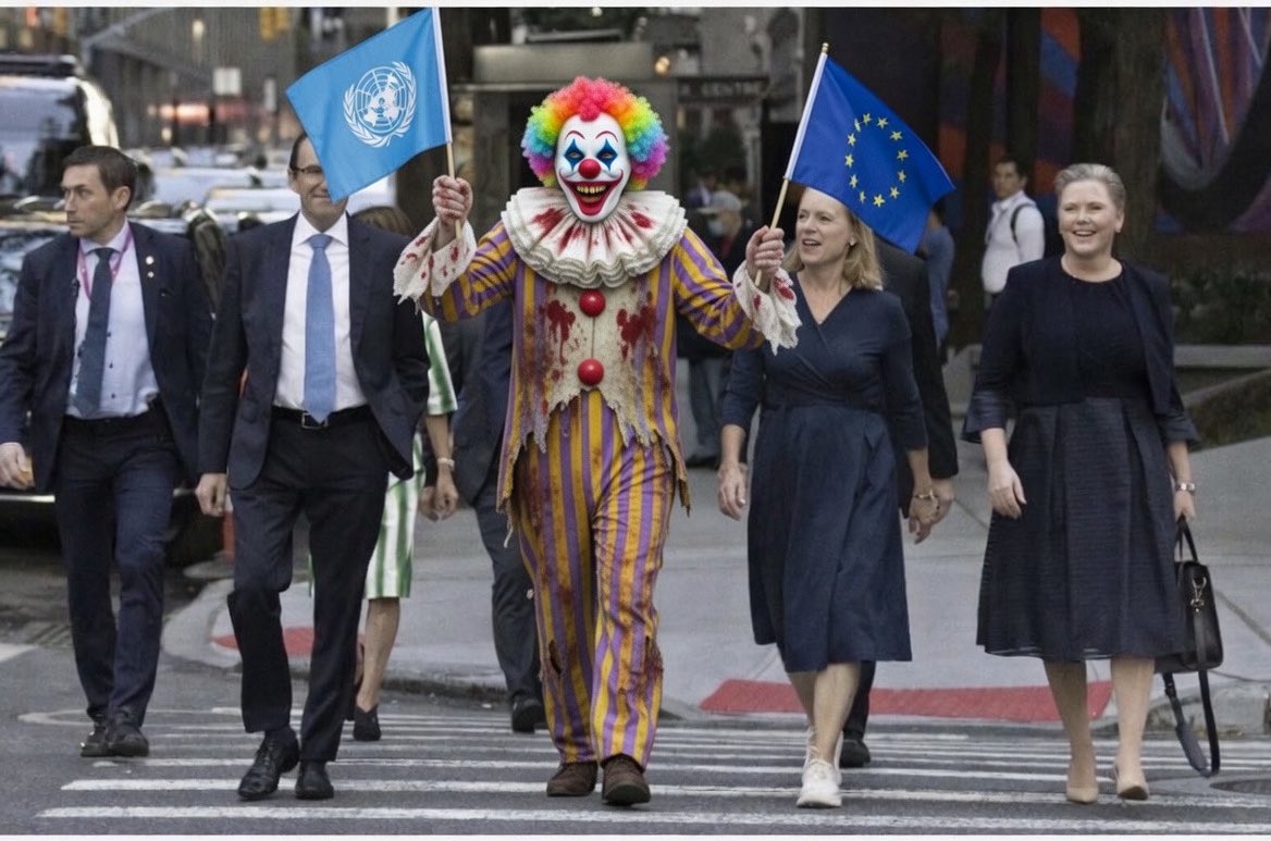 hjernevakta's tweet photo. Globalism attracts grandiose, narcissistic psychopaths and is a cancerous tumor in society.
#Globalism #NWO #EliteCorruption #Psychopaths #GreatReset #WEF #NewWorldOrder https://t.co/xhTh15PxRp