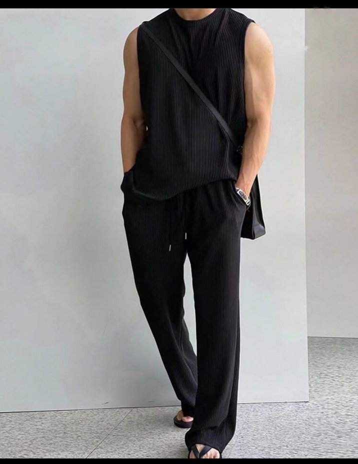 preshluxuries2's tweet image. Quality 2 Piece Outfit 

Price:N28,000

LOCATION:Lagos State and we deliver nation wide 

Robbery/Shawwal 1447/Only Arsenal/Korty/Newcastle/Lewandowski/Elanga/Lamine/Camp Nou/Araujo/Raphinha/Trippier/Fermin/Bernal/Rebet/Galatasaray/Hansi Flick Tonali