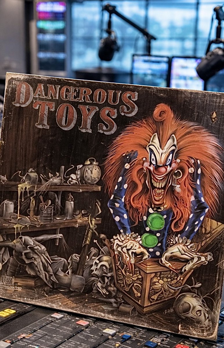 Monsters Of Rock® tweet media