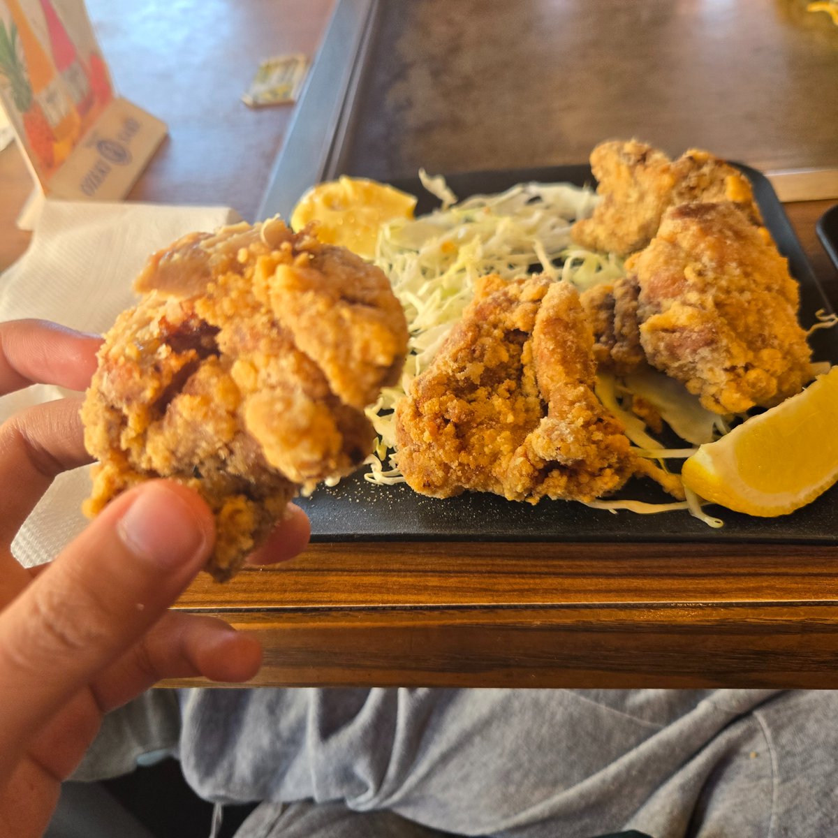 Uma Base tweet media