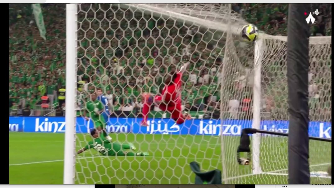 #الاهلي_الهلال مندي وقد تخول الي وضعيه الطيران لستقبل الارسال الجديد من شبكه ثيو