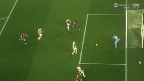 XtraBarcaa's tweet image. 🚫🚨 Direct RED CARD not given to Trippier. [@ArchivoVAR]