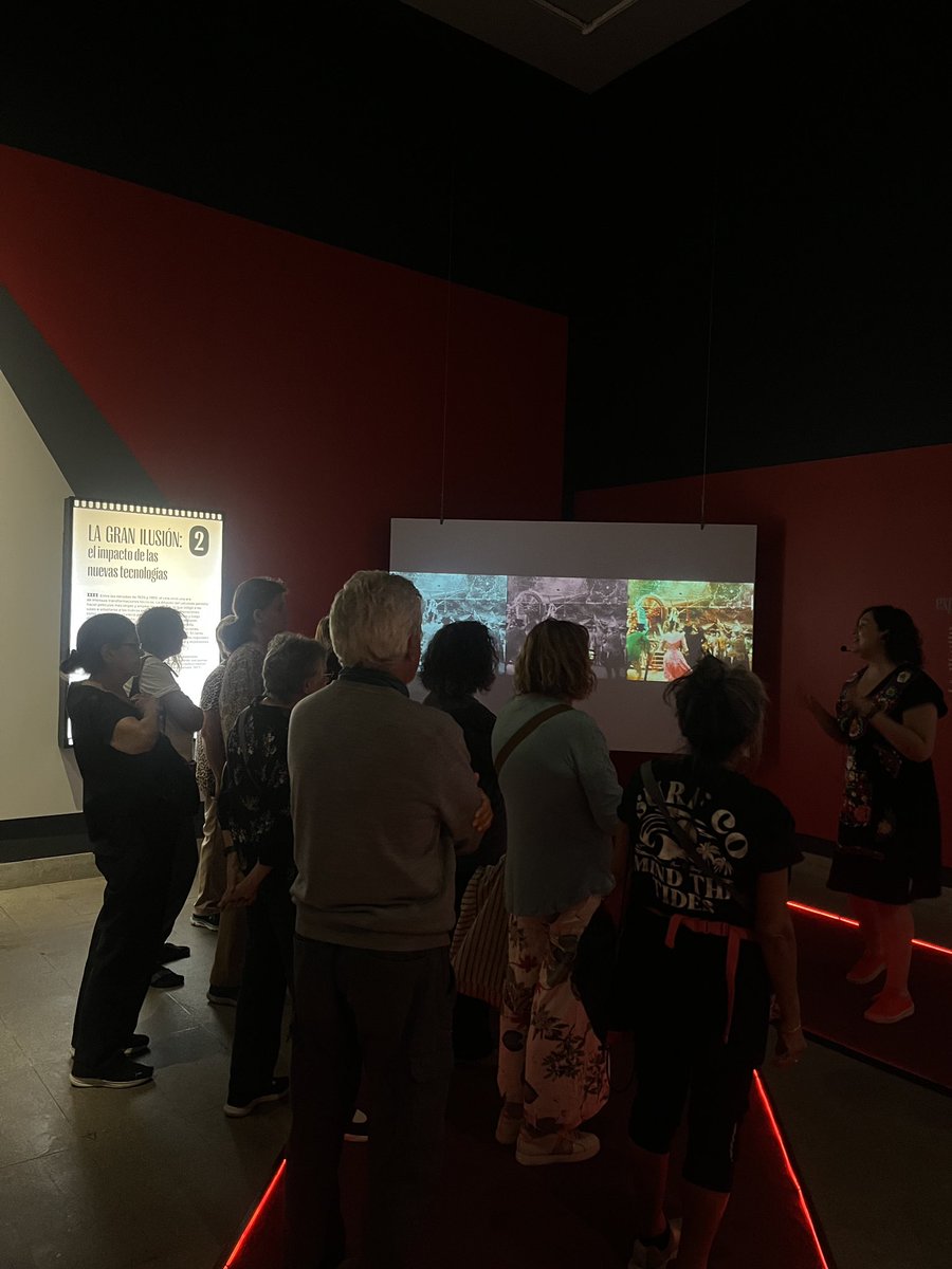 Centro Cultural La Moneda tweet media