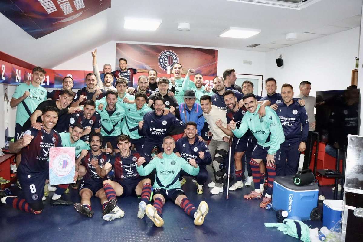 CD EXTREMADURA tweet media