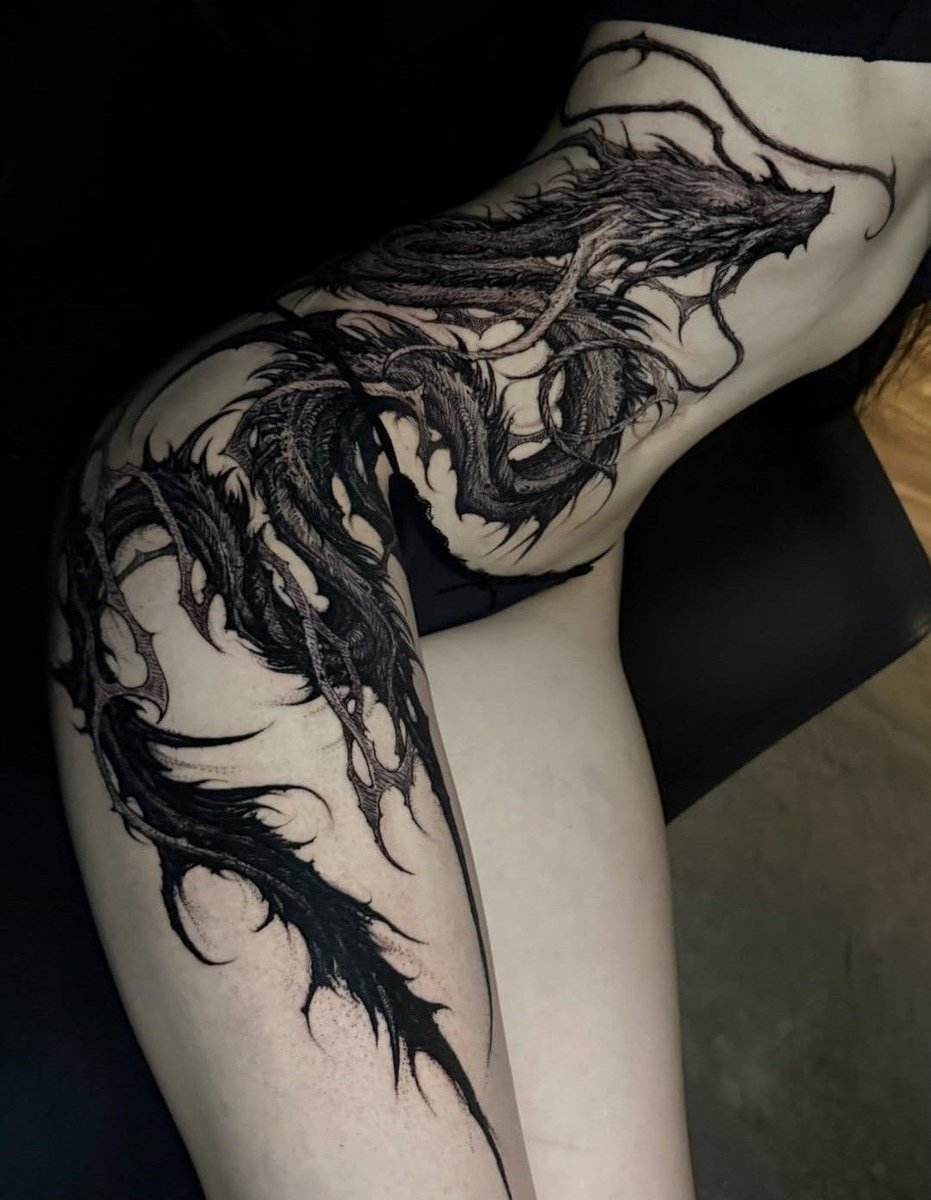 Insane Tattoos tweet media