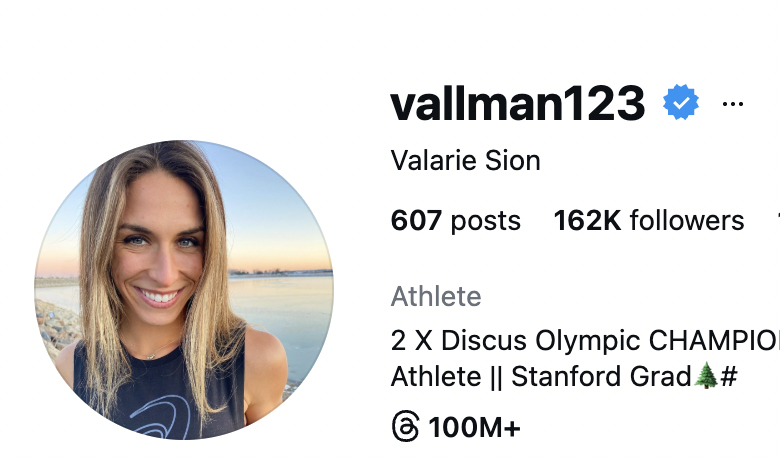 Beau Throws tweet media