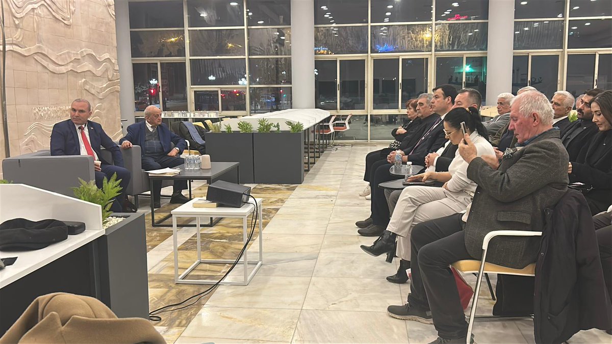 Türkiye Politik ve Stratejik Araştırmalar Vakfı tweet media