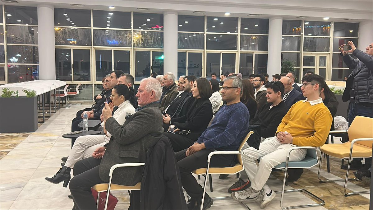 Türkiye Politik ve Stratejik Araştırmalar Vakfı tweet media