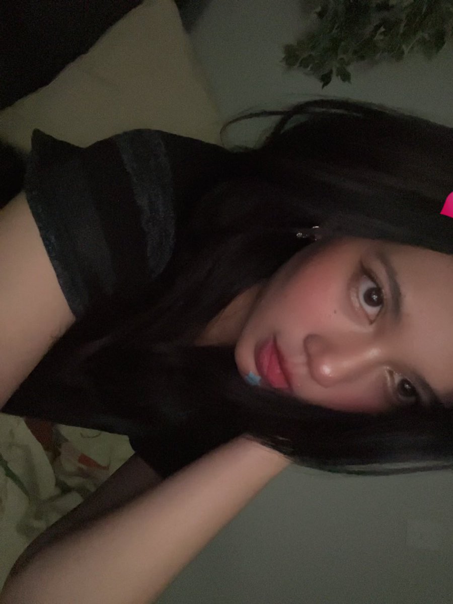indiraseruni__'s tweet photo. thank uuuu live nya!!! next tungguin main game HORROR YAAK🙂‍↕️ https://t.co/uP9ubJeg2t