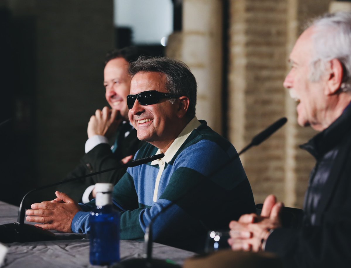 Carlos Velázquez tweet media